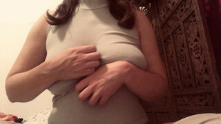 7. Braless asmr shirt scratching