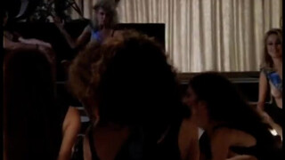 8. Helix 1984 Gimme Gimme Good Lovin