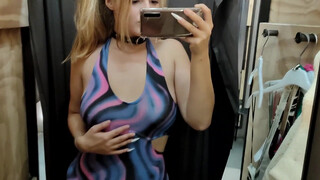 6. At 0:11 Hot babe