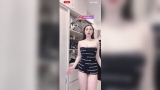 8. No panties bigo live
