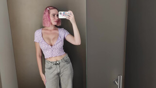 5. Try On Haul In New Yorker with Alice