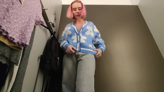 7. Try On Haul In New Yorker with Alice