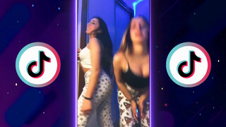 1. Girls Twerk with few clothes