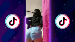 7. Girls Twerk with few clothes