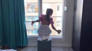 8. Nipple and pussy slip starting @1:22