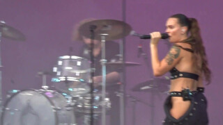 Tove Lo showed her breasts.(Live 2023 Paris). 2:42