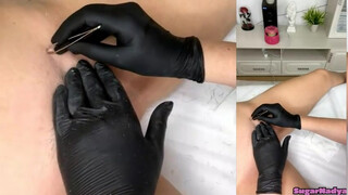 7. Video lesson: women’s bikini waxing.