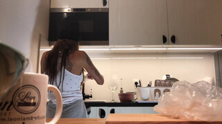 No panties no bra girl in the kitchen from 00:02