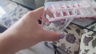 2. Mahzinha | pussy in mirror 0:25 – 0:36, 0:46 – 0:49, and 1:05 – 1:14; tugs on mons pubis 1:10 – 1:14