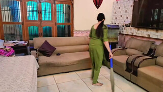 3. Soniraj real vlogs beautiful haryanvi women cleaning