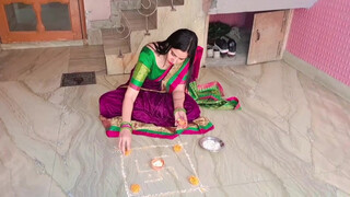 6. Soniraj real vlogs cleavage at starting