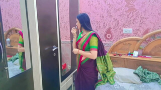 3. Soniraj real vlogs cleavage at starting