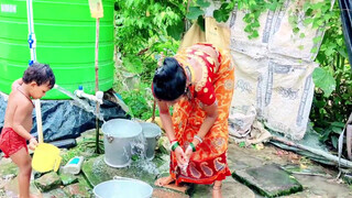 6. Puja blog bathing in saree with nip on blouse