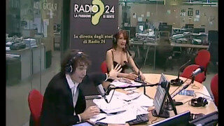 3. Radio 24 | webcam | nude | 13:46, 17:36