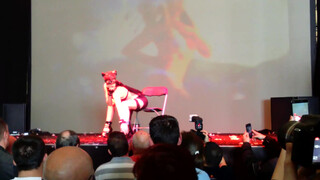 4. Catwoman strips (5:45, “Betty Benetti Catwoman Eropolis 2015 Tours”)