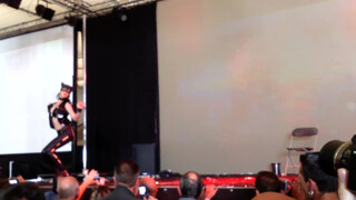 1. Catwoman strips (5:45, “Betty Benetti Catwoman Eropolis 2015 Tours”)