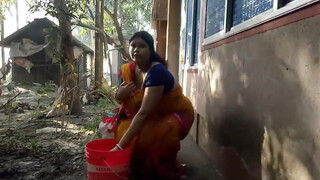 8. Misti sonai daily blog bbw bathing in saree