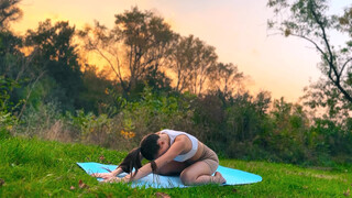 4. Relaxing Flow Yoga in Nature.