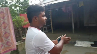 2. Holi everyone is braless shows at 7:40 in nighty