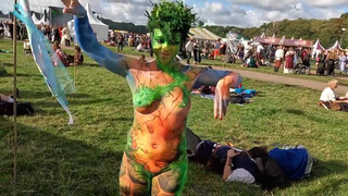 10. Castlefest bodypainting friday.