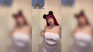 2. At 0:16 she show her boobs, I’m hard now…