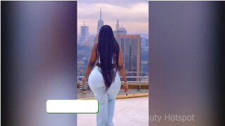 6. Marieh – Curvy Model