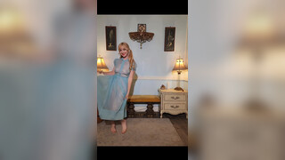 8. Dainty rascal dancing with Vintage late sheer chiffon Gown