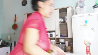 3. Tuty Goncalves, See-through troughout, reflection around 11:40