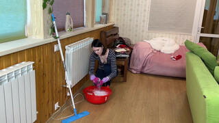 8. Some downblouse boobery from nerdy Tanya