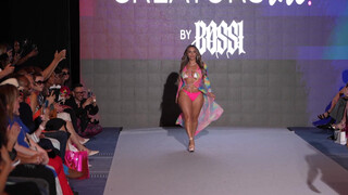 8. slomo model badongadonk 0:24