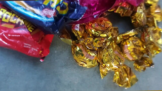 8. Pussy in mirror #2