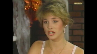 2. Vintage striptease (2:50)