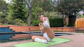 9. Getting Your Day Started With 3-Minute Poolside Yoga