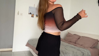 4. 1:51 HUGE NATURAL TITS