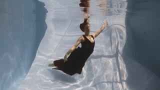 4. Nude Photo shoot under Water