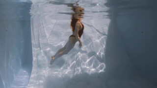 2. Nude Photo shoot under Water