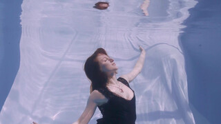 3. Nude Photo shoot under Water