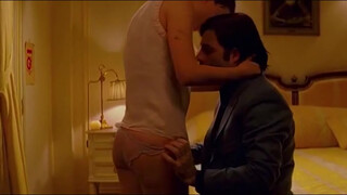 6. Natalie Portman's butt in Hotel Chevalier