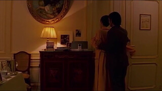 8. Natalie Portman's butt in Hotel Chevalier
