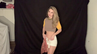 Caitlin Sway's back on another channel. Crop top and bodysuit videos are up on this one. Video contains mons shots and blurred ass starting at 00:34