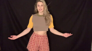 6. Caitlin Sway's back on another channel. Crop top and bodysuit videos are up on this one. Video contains mons shots and blurred ass starting at 00:34