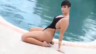 5. If you like big booty then this video is for you