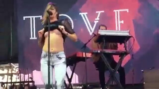 5. Tove Lo Flashing Compilation