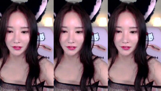 4. Korean Webcam Girl Dances in See-Through Top (throughout)