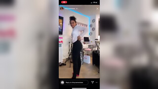 6. IG Model Accidentally Shows Titty