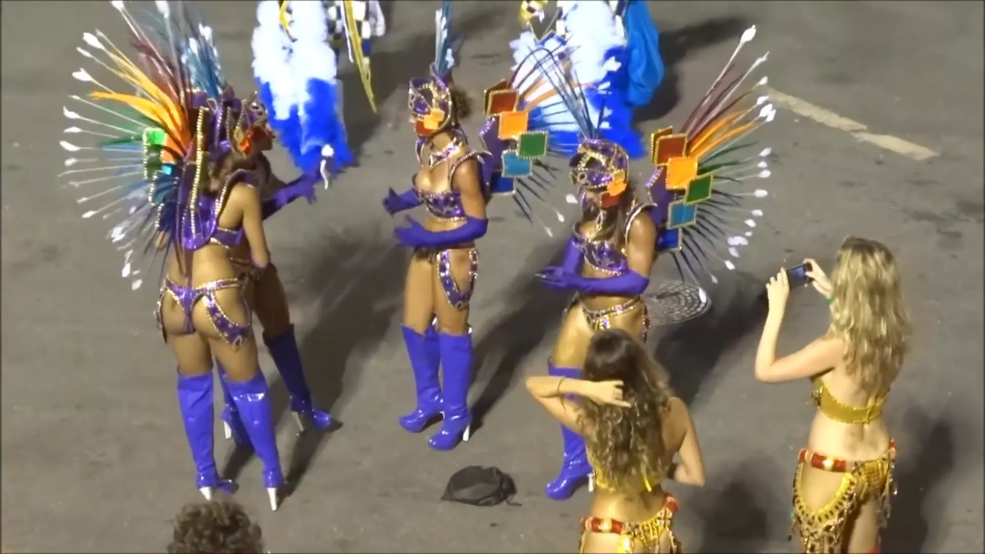 Musas dos carros alegóricos 2014 - Muses of the Carnival - Sambadrome - Rio  de Janeiro | Nude Video on YouTube | nudeleted.com