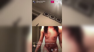 1. skinny girl Gets Naked and fingers On Insta Live