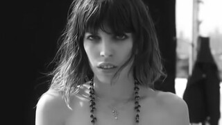 10. Nude on a rooftop : Lou Doillon for Givenchy