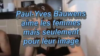 1. Girls flash boobs in public : Les modèles de Paul-Yves Bauwens (the timid, badly filmed attempt at 1:54 deserves an "A" for audacity)