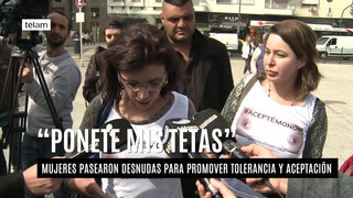 1. Un grupo de mujeres se desnudó para promover la tolerancia en Plaza Congreso